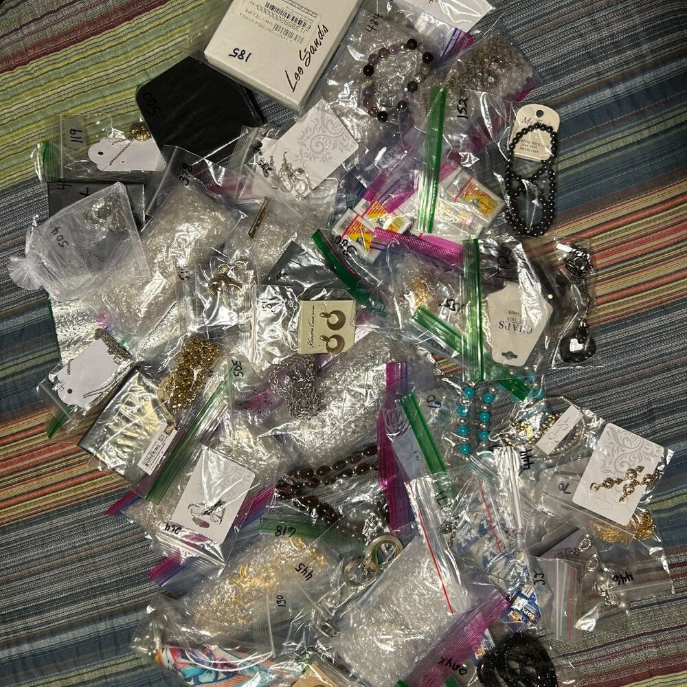 Large Lot of Jewelry. Vintage/Costume/Name Brand/Necklaces/Earrings/Bracelets